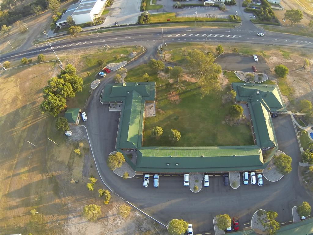 Overlander Homestead Motel Roma Exterior foto